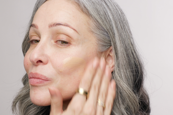 How to find a lightweight foundation that enhances and smooths mature skin | Studio10 Makeup