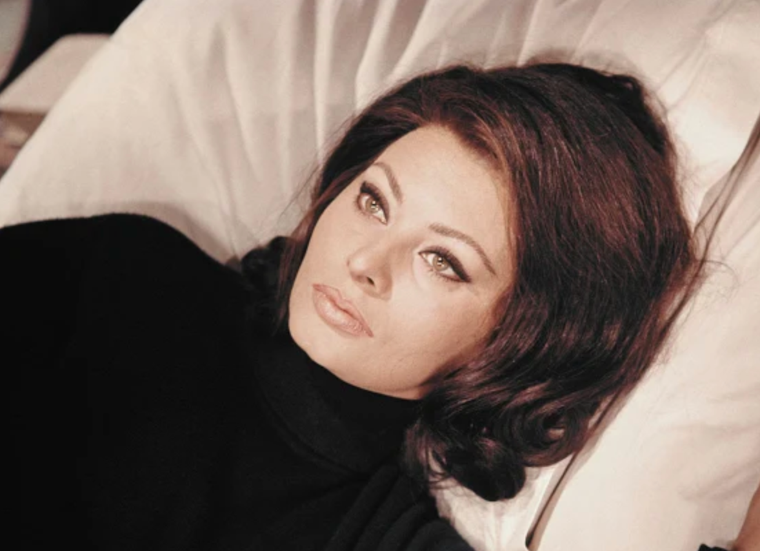 The Iconic Beauty Looks That Never Age