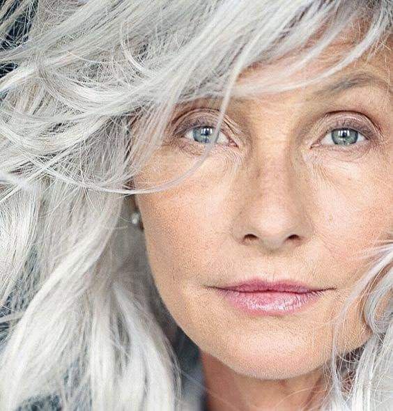 THE BEST MAKEUP ROUTINE FOR MENOPAUSE